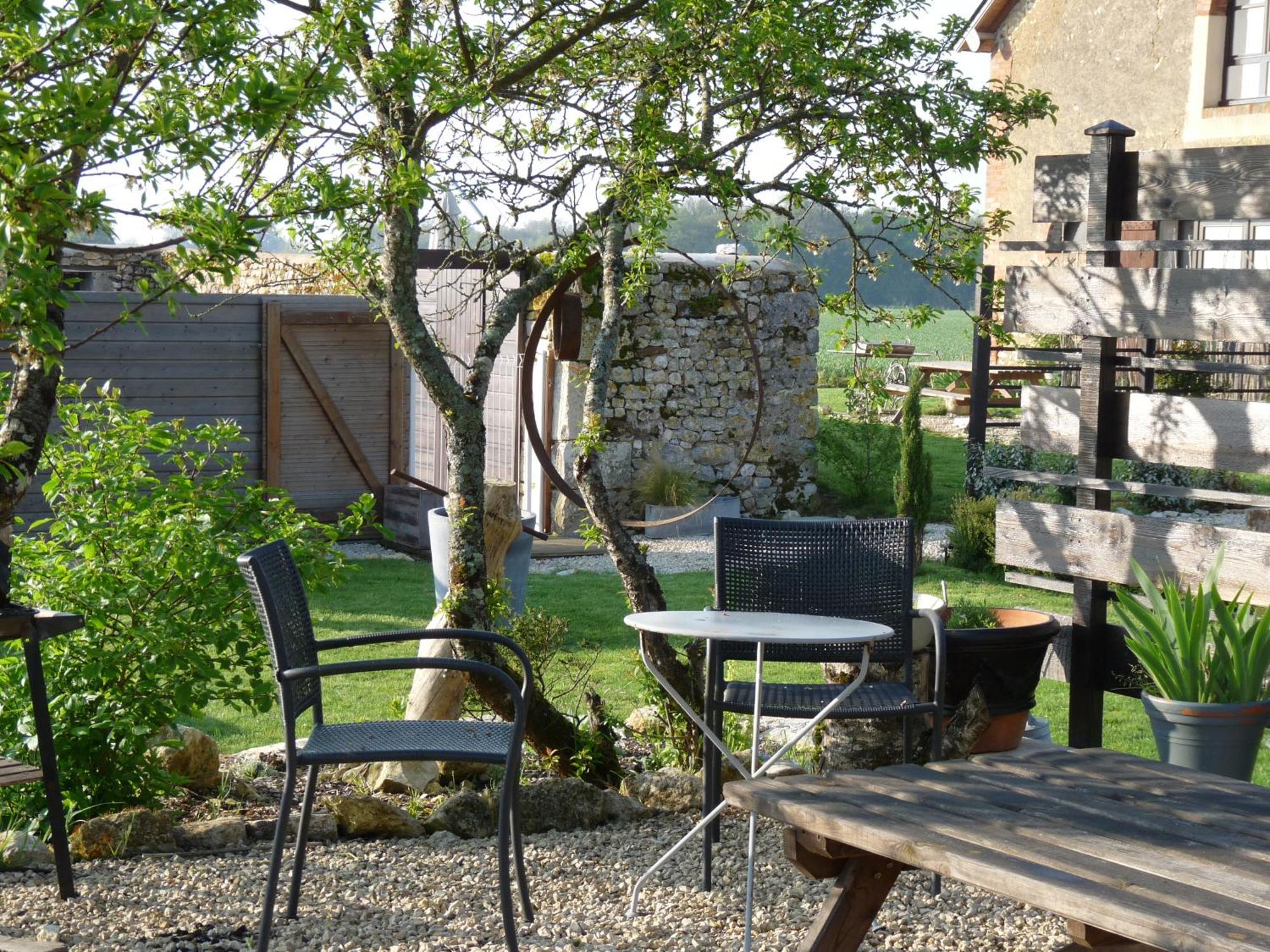 Bed and Breakfast La Ligne Angles-sur-lʼAnglin Esterno foto